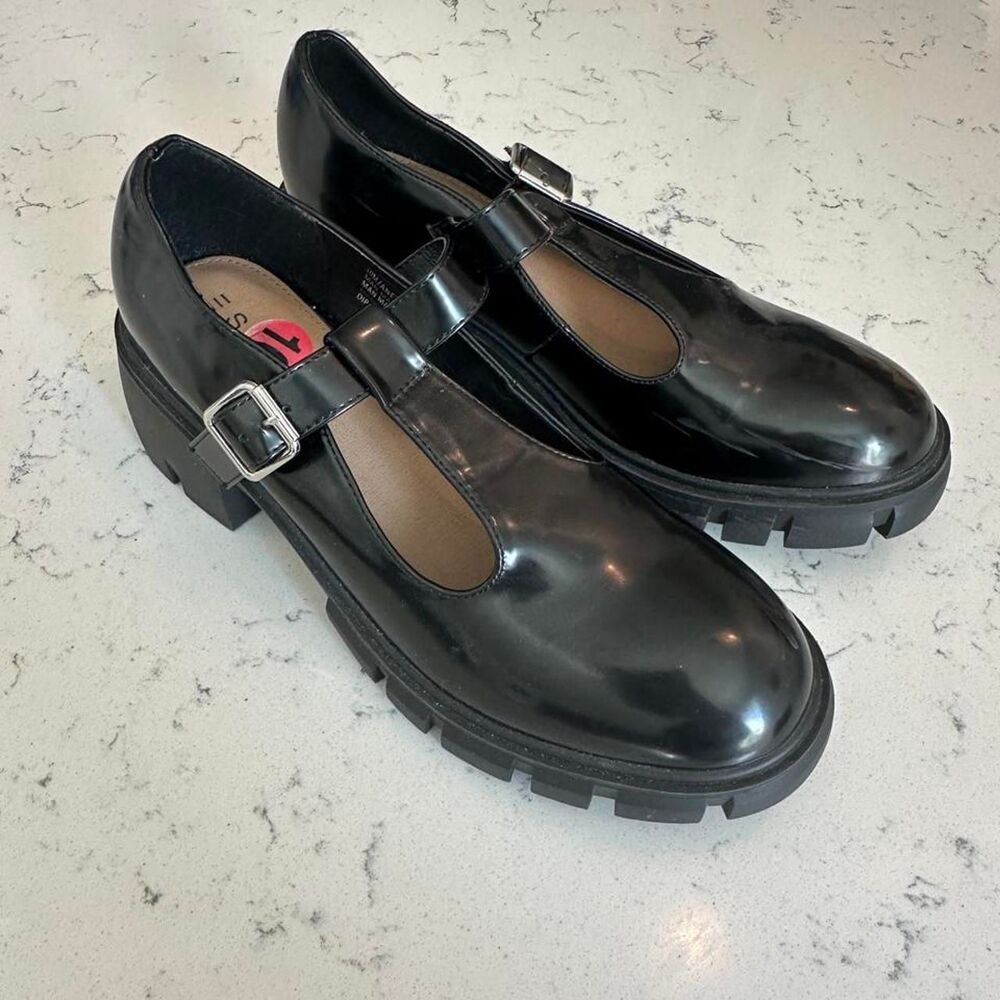 Esprit Women's Black Footwear